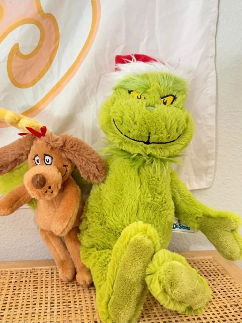 Aurora Dr.Seuss The Grinch and Max Plush Barnes and Noble Exclusive